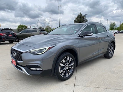 2017 INFINITI QX30
